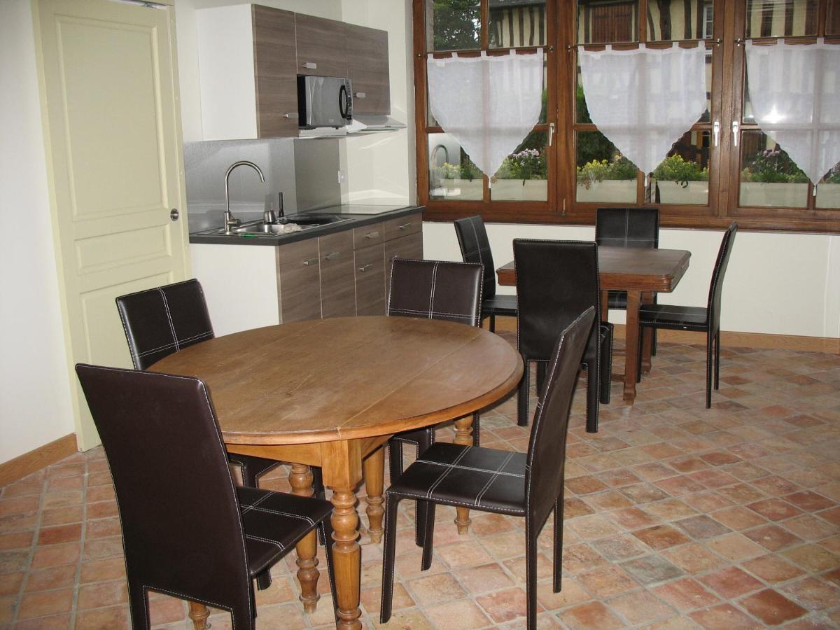 Chambres D'Hotes Les Hostises De Boscherville Saint-Martin-de-Boscherville Dış mekan fotoğraf